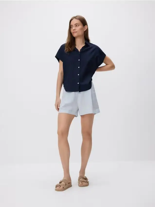 Shorts in misto lino - blu pallido