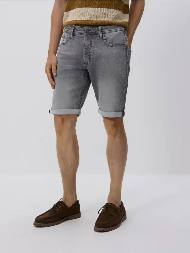 Shorts slim fit con pinces - grigio chiaro