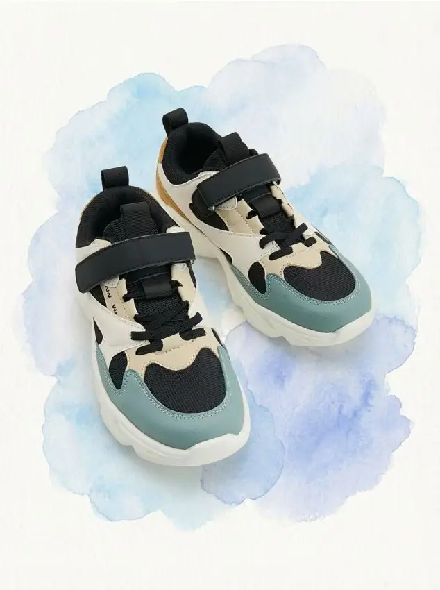 Sneaker con chiusura in velcro - multicolore