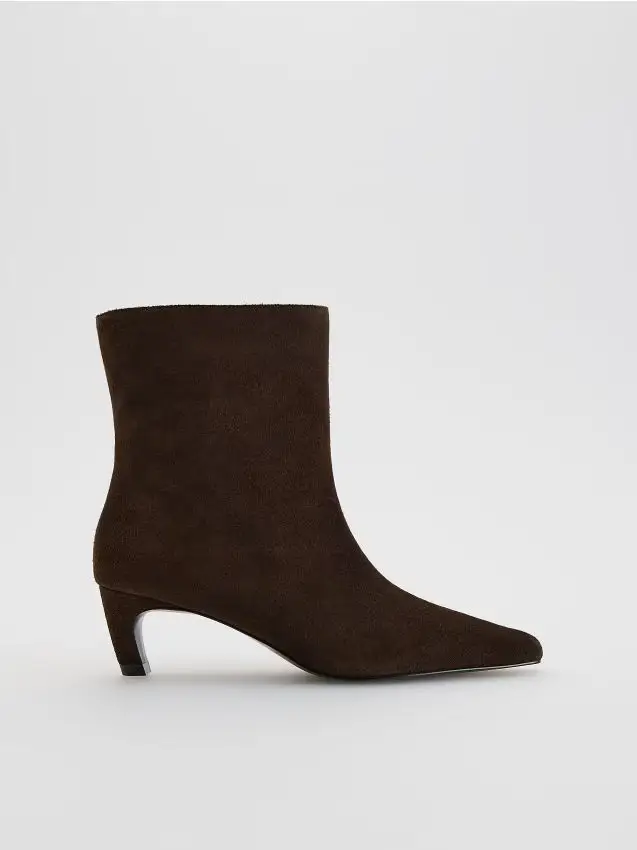 Stivaletti con tacco basso - marrone scuro