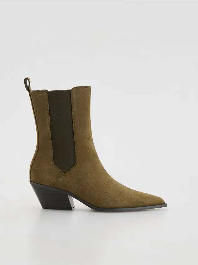 Stivaletti in pelle scamosciata con tacco alto - verde