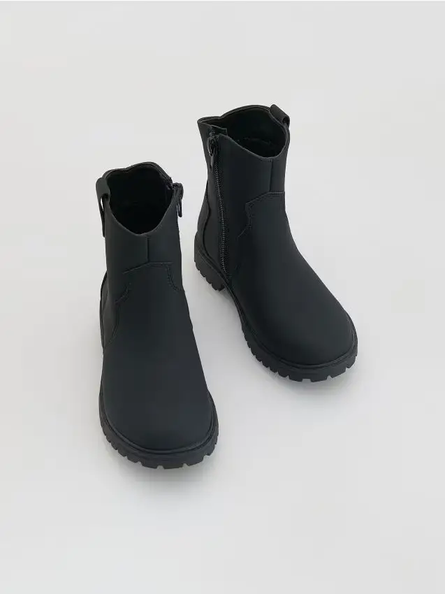 Stivaletti in similpelle - nero