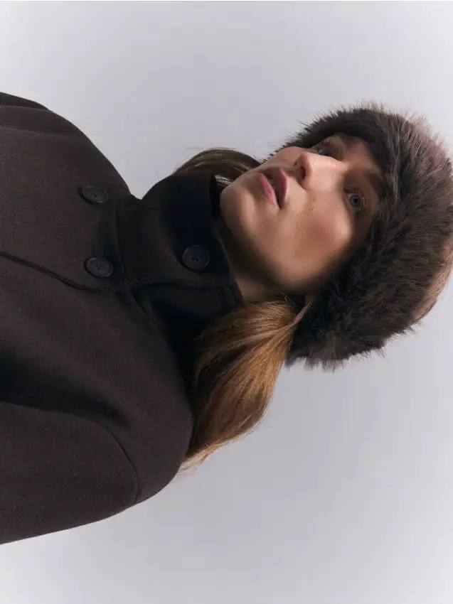 Stivali con applicazioni lucide - marrone