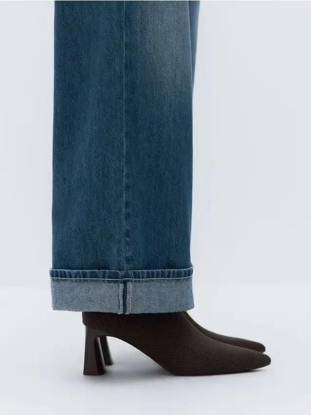 Stivali con tacco alto - caffè