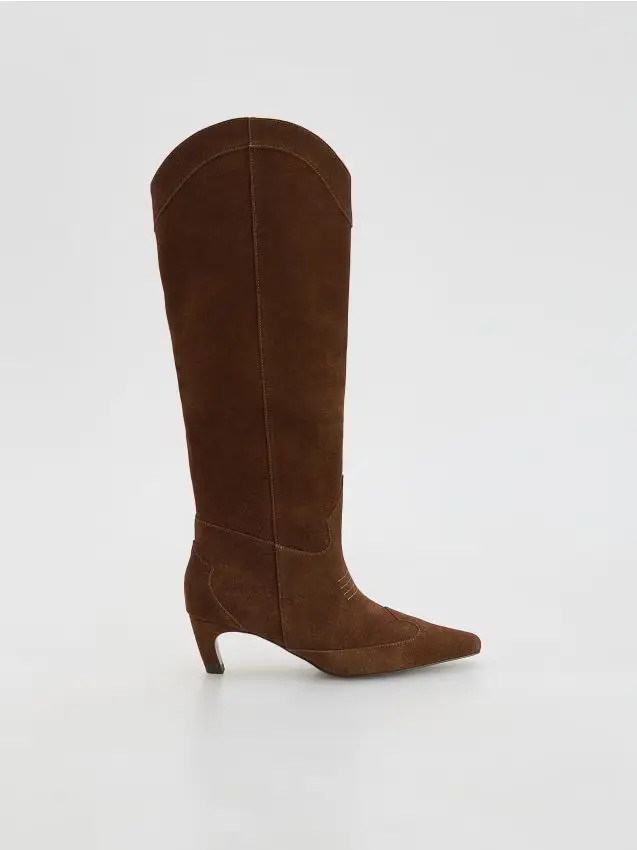 Stivali in camoscio con tacco - marrone dorato