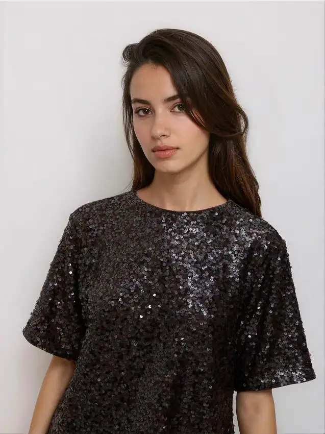 T-shirt boxy con paillettes - marrone scuro