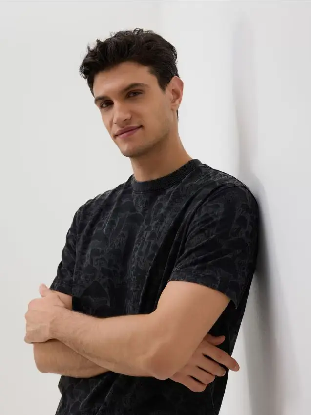 T-shirt comfort con stampa - marrone polveroso