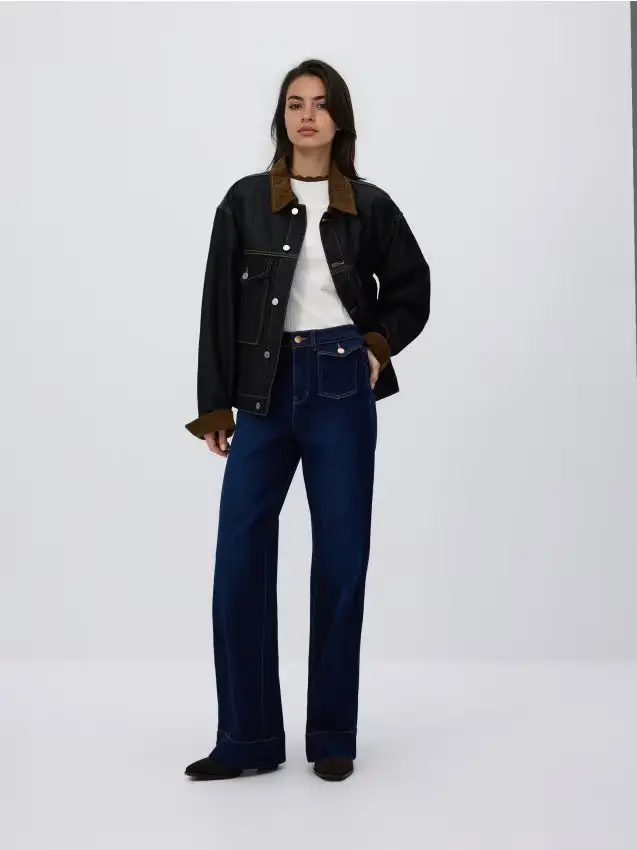 T-shirt con bordino decorativo - panna