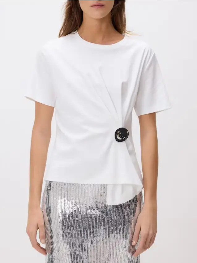 T‑shirt con dettaglio decorativo - panna