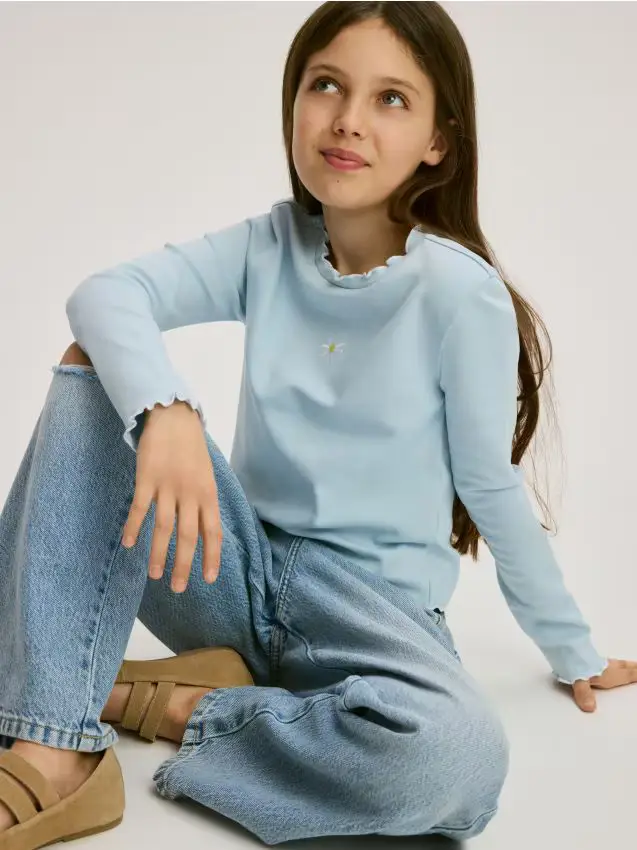 T-shirt con ricamo - blu pallido