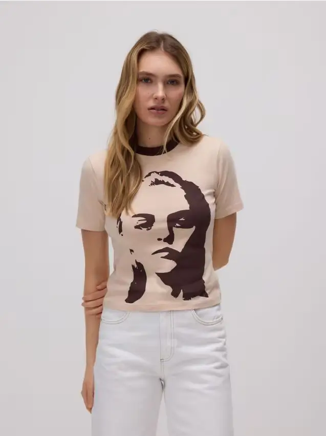 T-shirt con stampa - beige