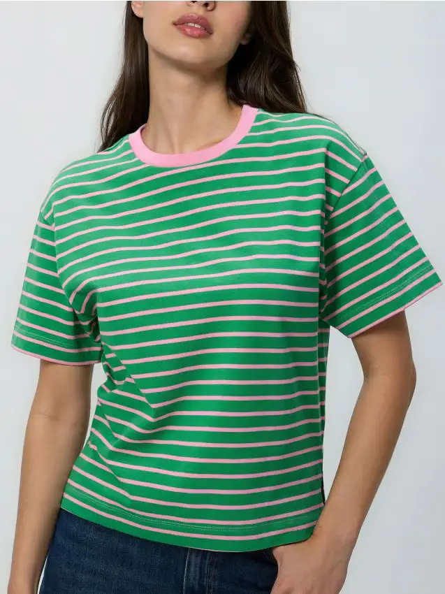 T-shirt in cotone a righe - verde