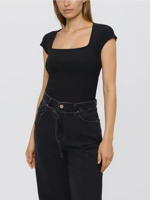 T-shirt in misto viscosa - nero