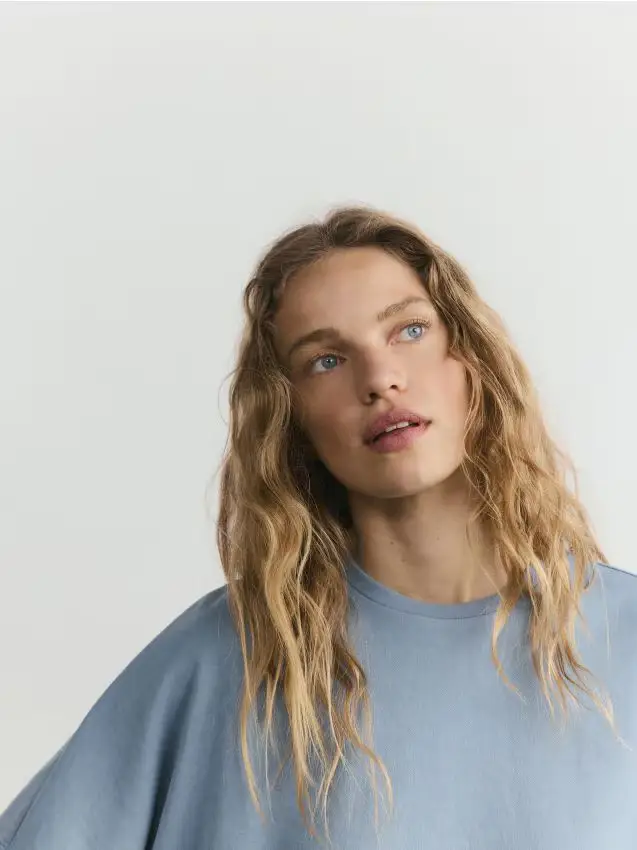T-shirt oversize con modal - blu pallido