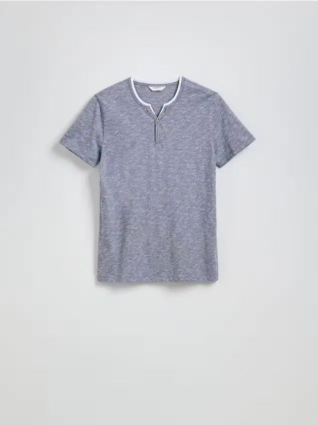 T-shirt slim fit con collo abbottonato - blu scuro