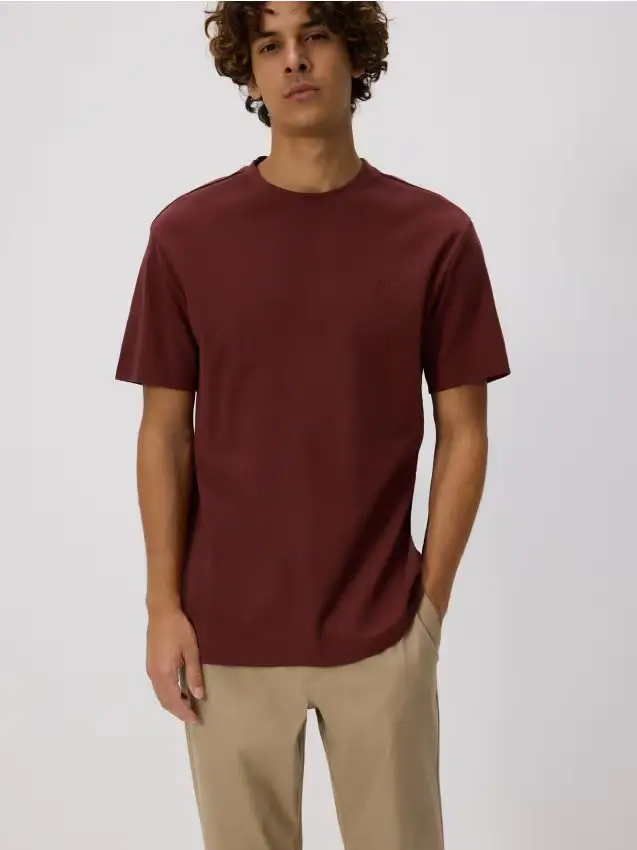 T-shirt strutturata comfort fit - maroon