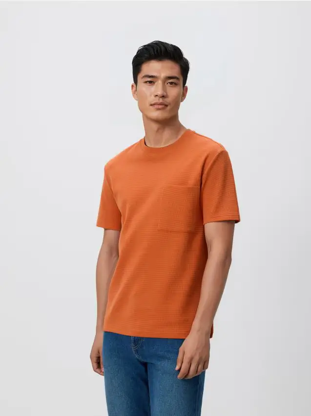 T-shirt strutturata comfort fit - rosso piccante