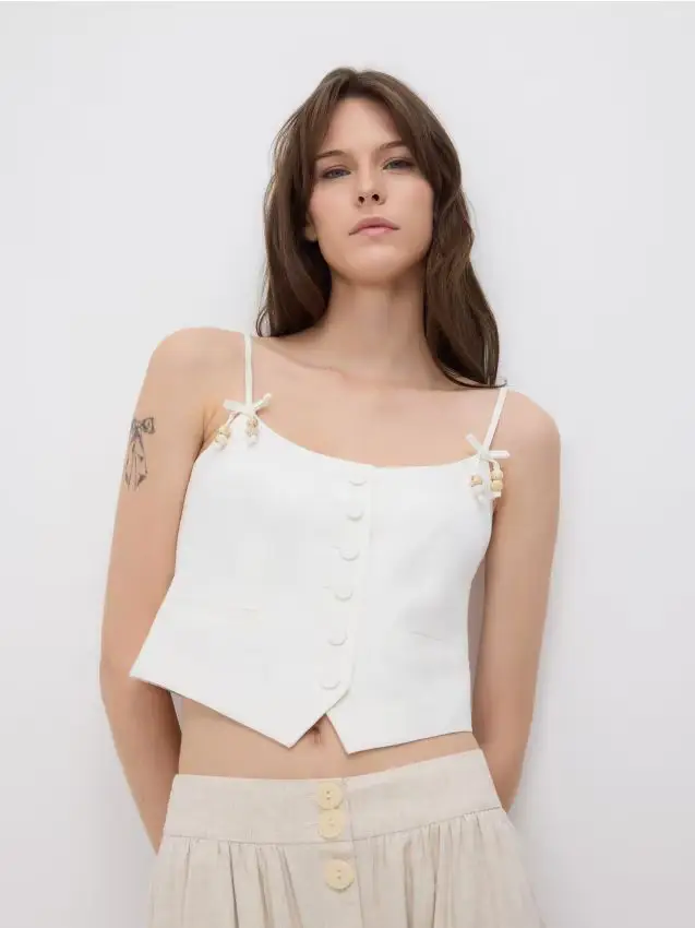 Top con spalline - bianco