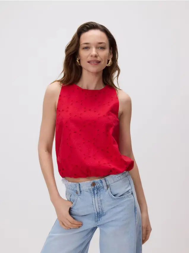 Top traforato - rosso