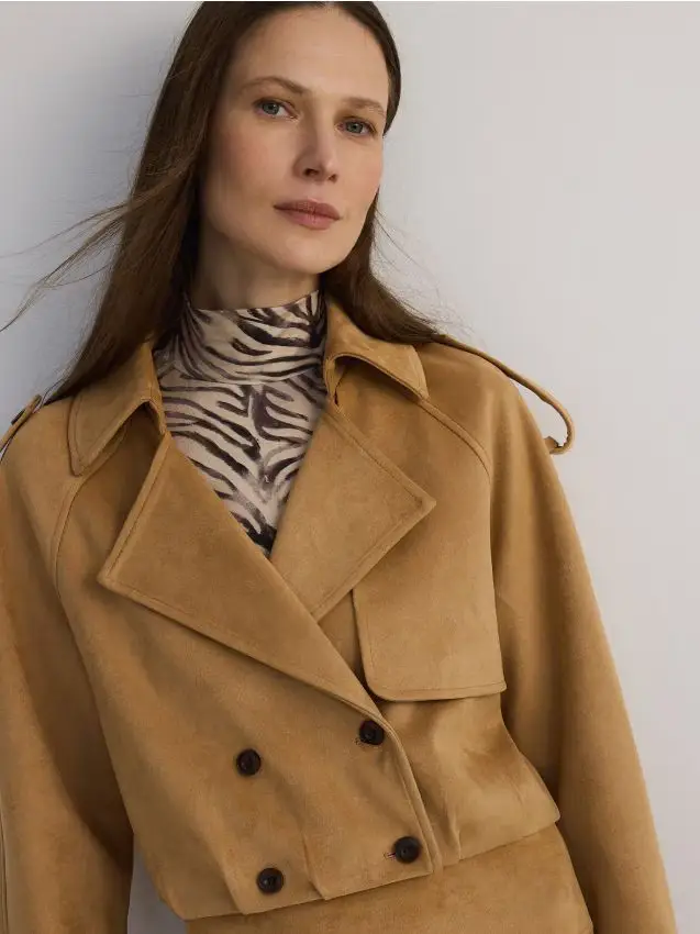 Trench corto a doppio petto - grano