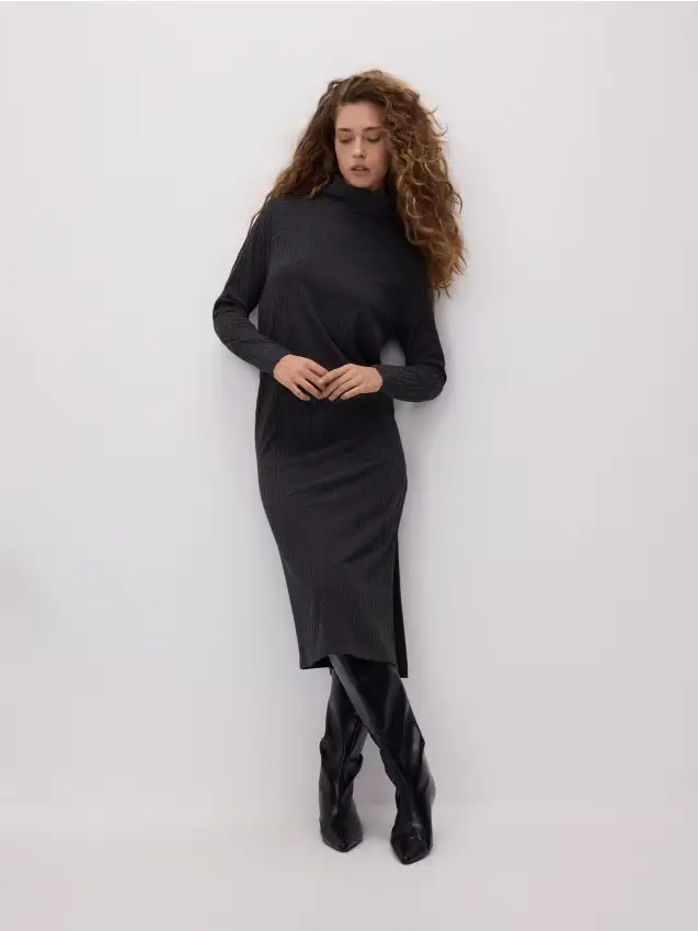 Vestito in maglia dolcevita - grigio scuro