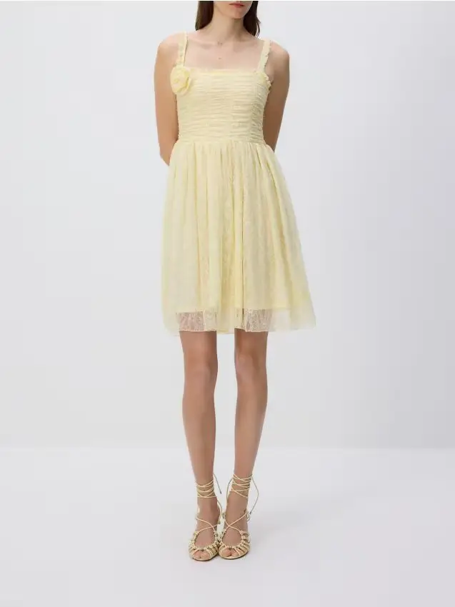 Vestito in pizzo - giallo chiaro