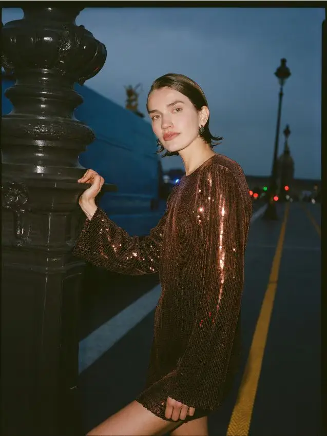 Vestito mini luccicante - marrone scuro