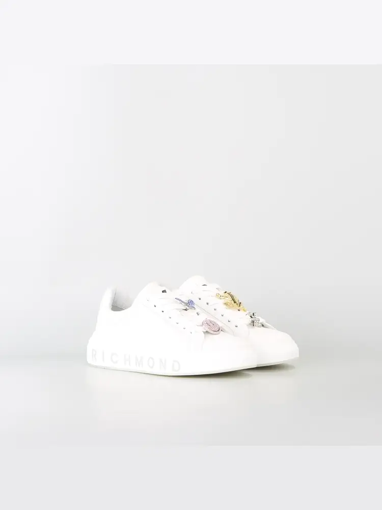 scarpe bianche donna in pelle logo tono su tono dettagli in metallo miniatura 2