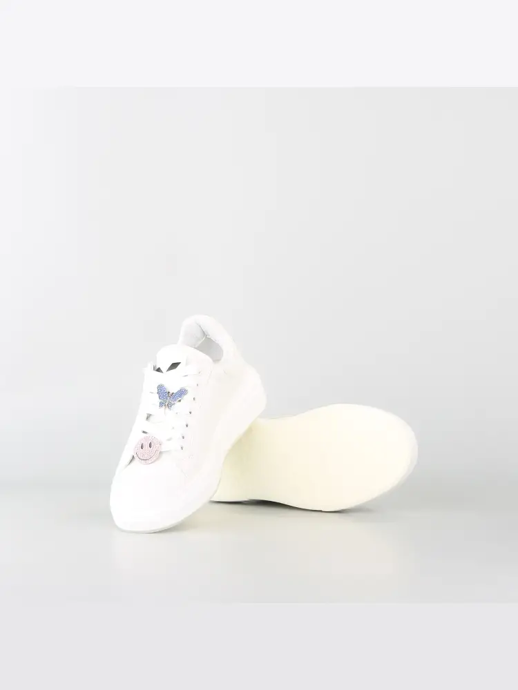 scarpe bianche donna in pelle logo tono su tono dettagli in metallo miniatura 4