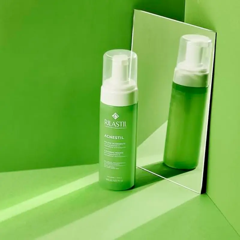 Rilastil Acnestil Mousse Detergente, Formula Delicata, Pelli con Tendenza Acneica, Confezione da 150ml miniatura 3