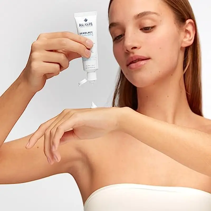 Rilastil Xerolact Crema Mani Riparatrice, Trattamento Restitutivo, Nutriente e Protettiva con Burro di Karité per Pelli Sensibili, Molto Secche, Confezione da 30ml miniatura 3