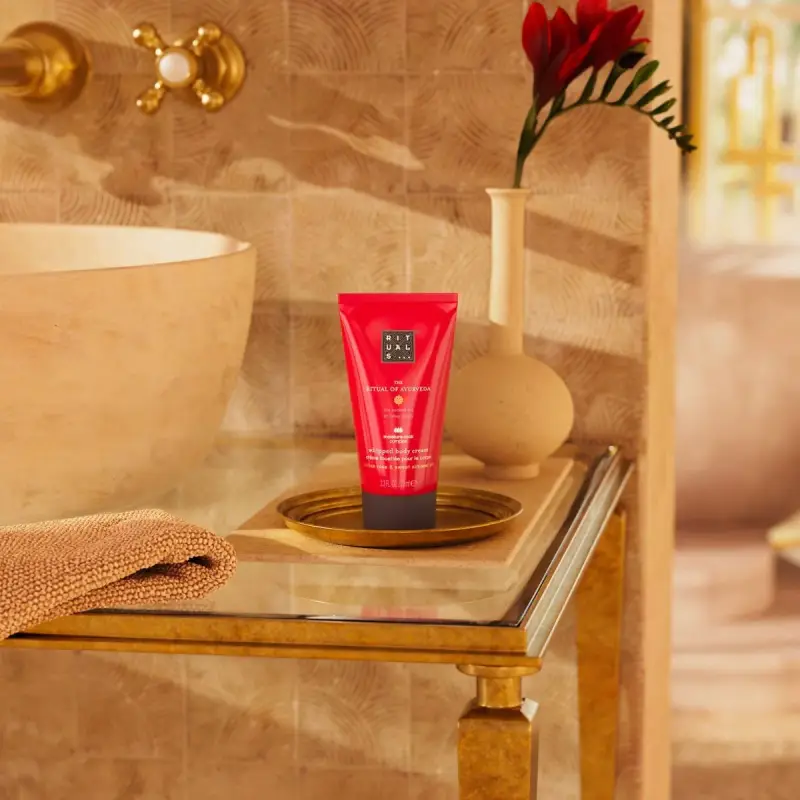 The Ritual of Ayurveda Body Cream - Crema corpo miniatura 3