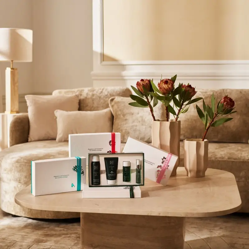 The Ritual of Karma Small Gift Set 2025 - Cofanetto viso e corpo miniatura 3