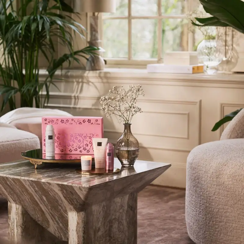 The Ritual of Sakura The Ritual of Sakura - Small Gift Set 2024 - Cofanetto corpo, Cofanetto viso e corpo miniatura 5