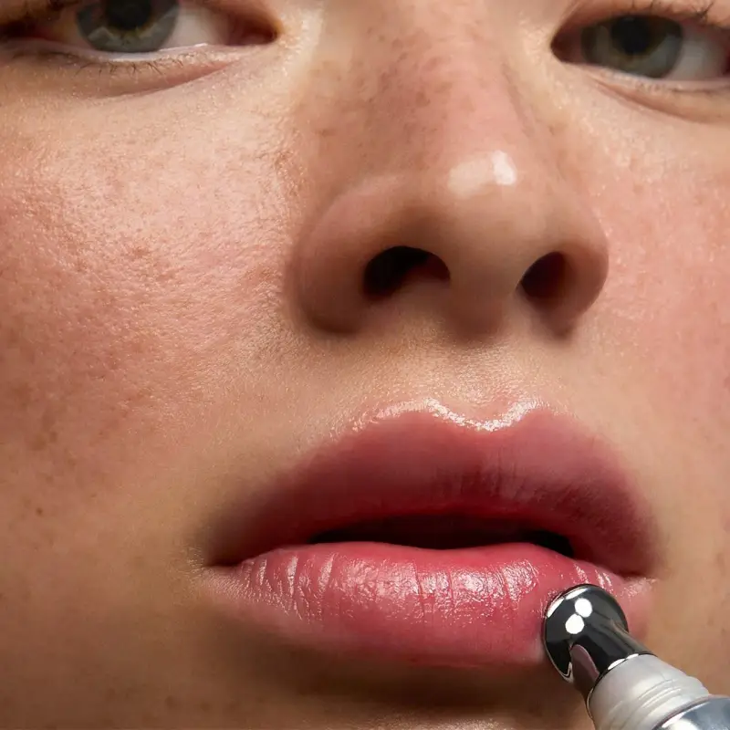 Derm Correxion Lip Volumizer - Balsamo labbra, Trattamento volumizzante labbra miniatura 3