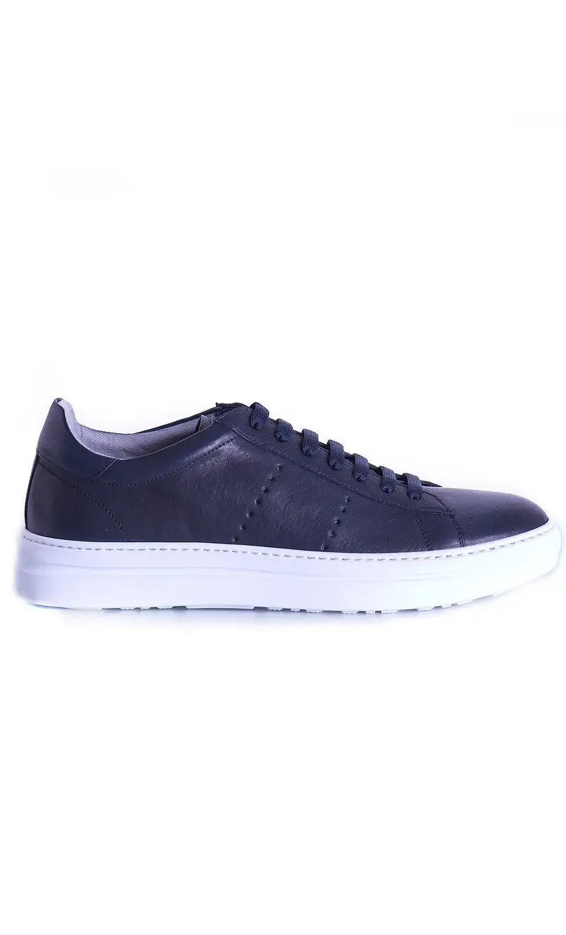 Sneaker rossi in pelle leggera con fori laterali, colore blu