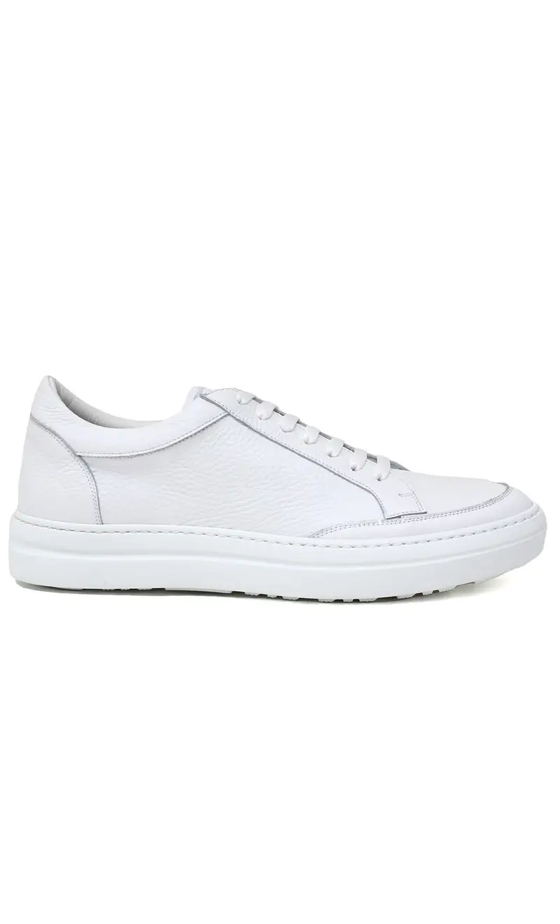 Sneaker rossi in pelle leggera martellata, colore bianco