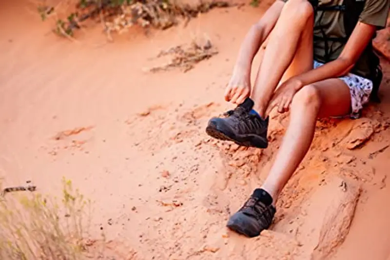 Salomon XA PRO V8 CLIMASALOMON Waterproof, Scarpe da Trail Running Unisex - Bambini e Ragazzi, Black/Black/Ebony, 31 EU miniatura 2