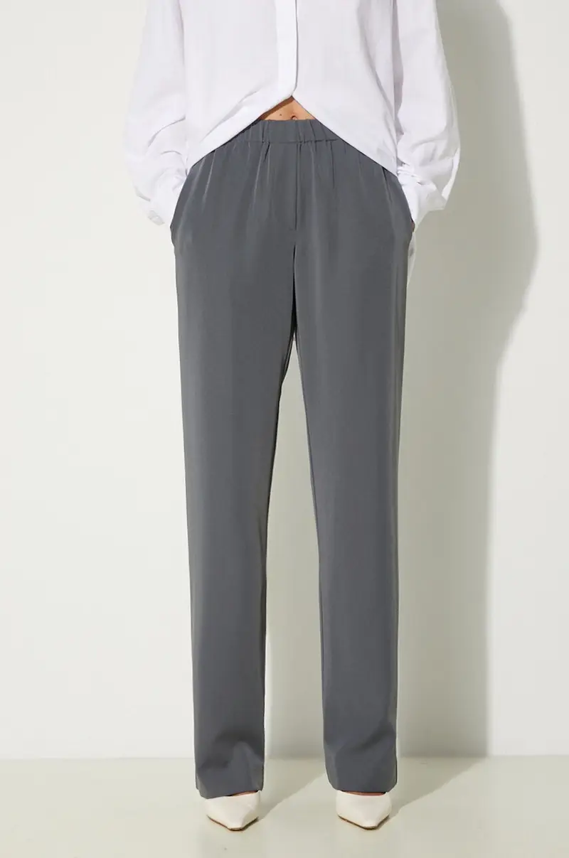 pantaloni donna colore grigio