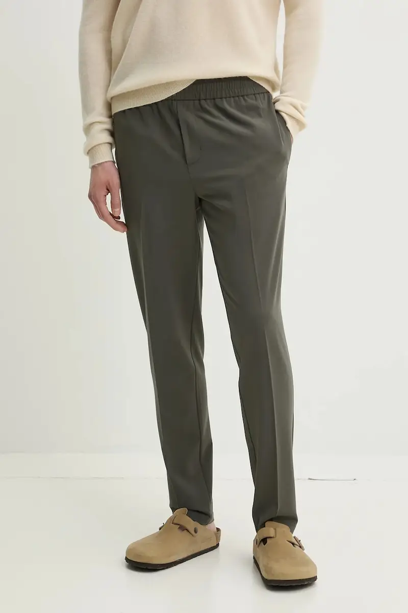 pantaloni uomo colore verde