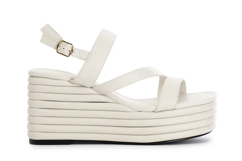 sandali asimmetrici in nappa con zeppa effetto imbottito panna 38