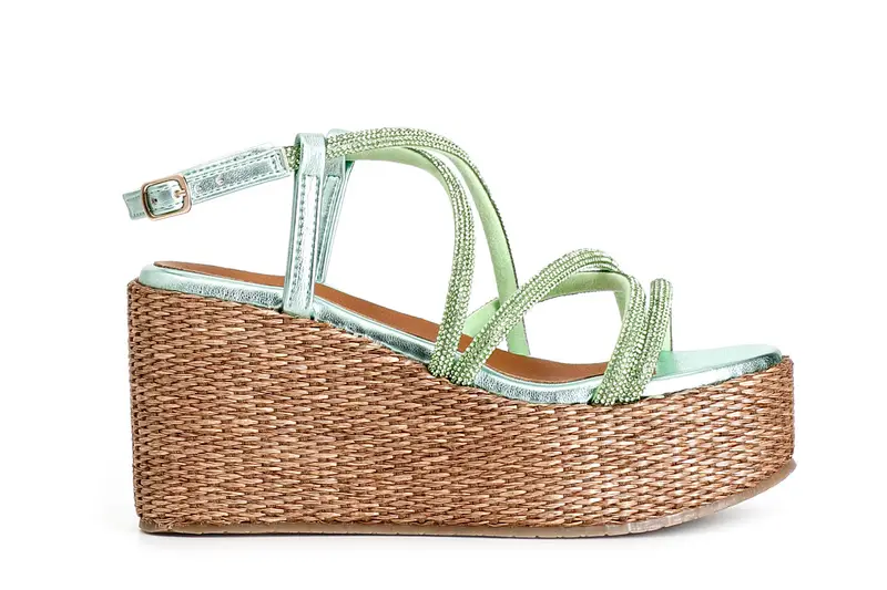 sandali con fasce incrocio strass su zeppa in rafia verde 37