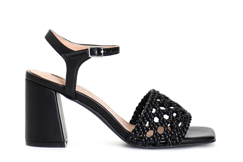 sandali con tomaia traforata nero 36
