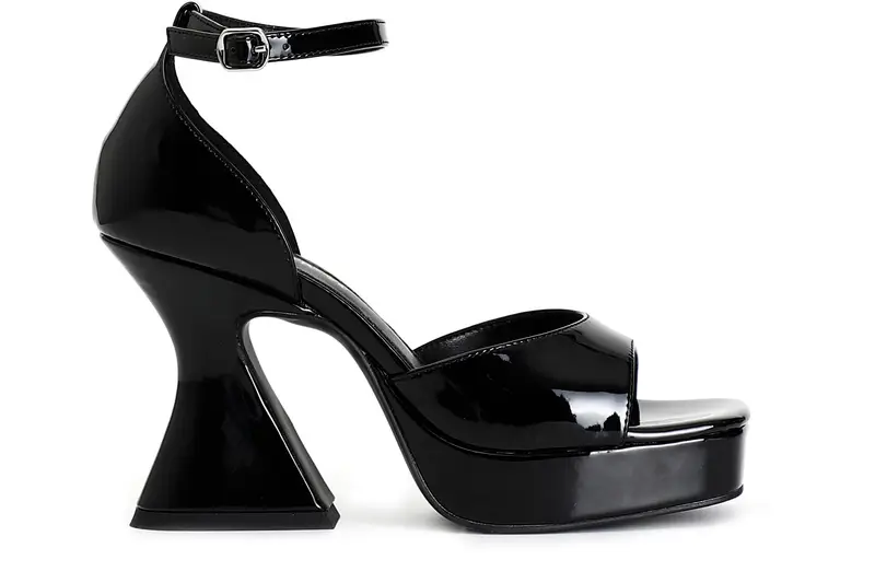 sandali con toppone nero 37