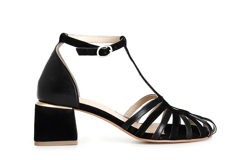 sandali gabbia in pelle tallone chiuso nero