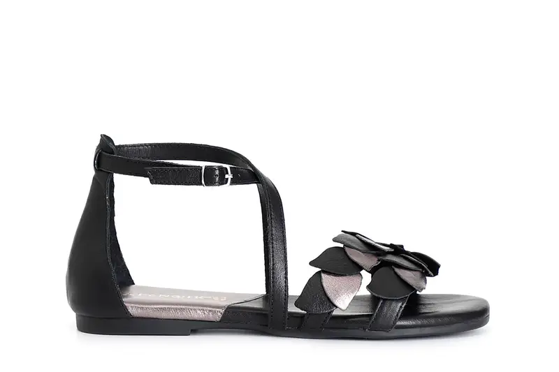 sandali in pelle chiusi dietro con laccio alla caviglia multi nero