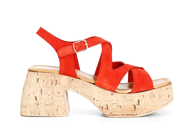 sandali in pelle scamosciata con incrocio rosso