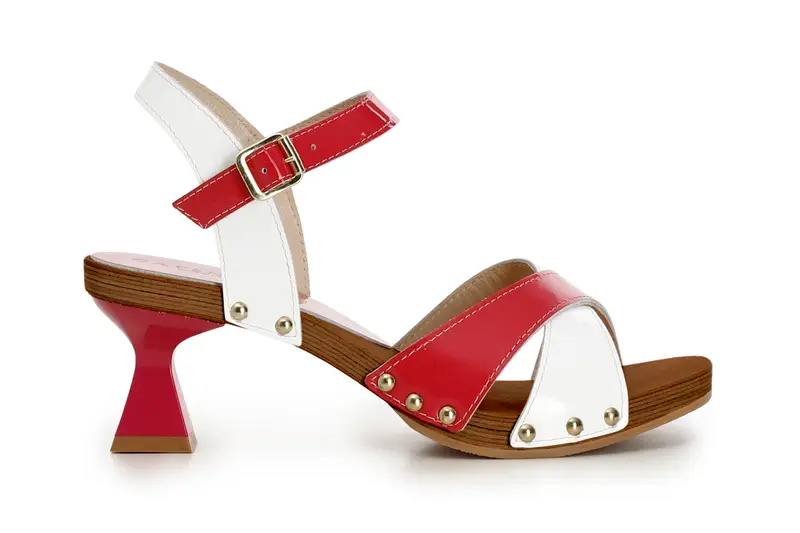 sandali in pelle verniciata bicolore con tacco a clessidra fuxia/bianco