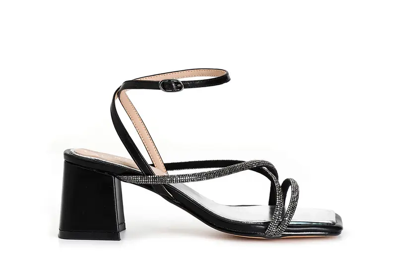 sandalo incrocio con laccio alla caviglia nero