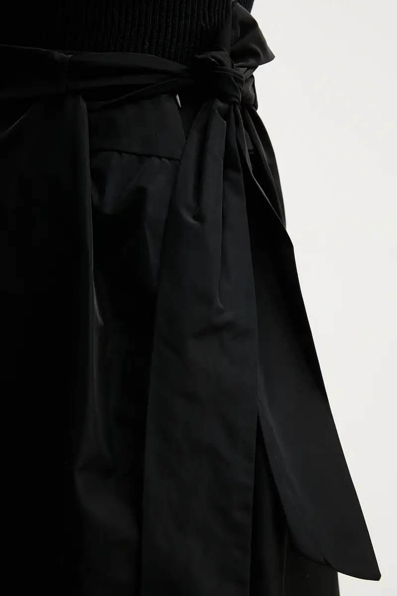 gonna colore nero S14YBFBERE miniatura 4